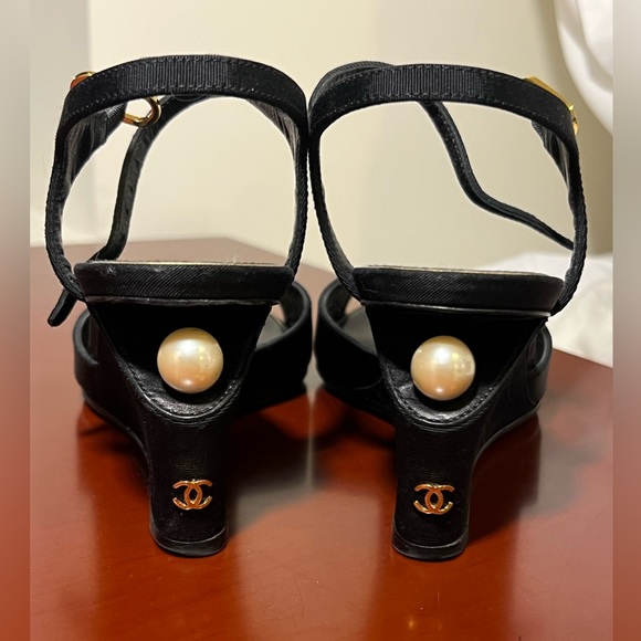 Chanel Black Pearl Wedge 36.5 US 6.5 - Picture 2 of 7